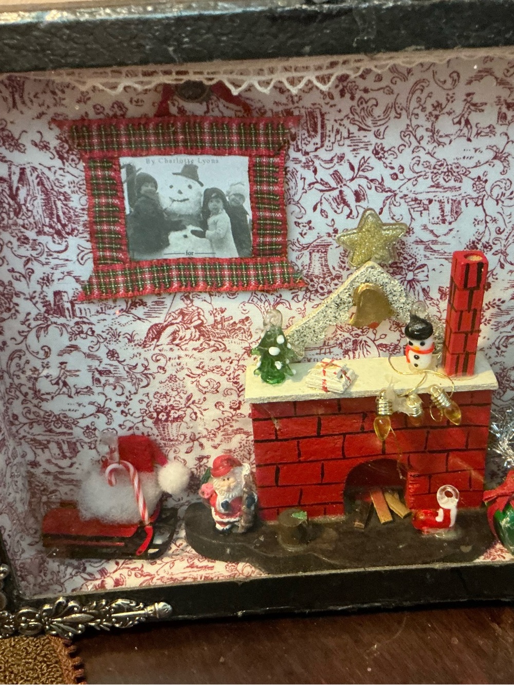 Dorma doll box  Christmas